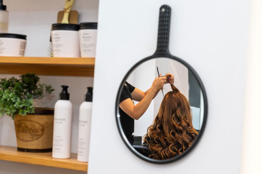 Melena lisa sin encrespamiento en Vilagarcía