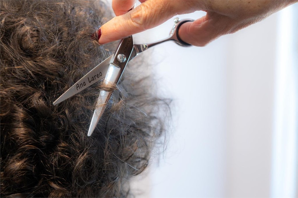 ¿Puedo sanear mi melena sin cortarla?